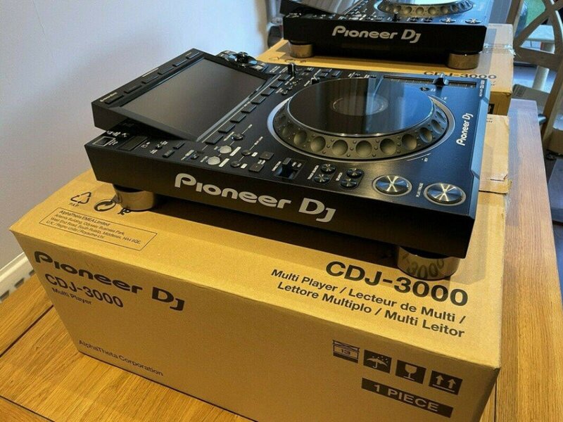 Pioneer CDJ-3000, Pioneer DJ DJM-A9, AlphaTheta Euphonia, Pioneer DJM-V10