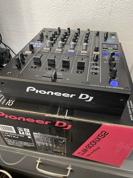 Pioneer CDJ-3000, Pioneer DJ DJM-A9, AlphaTheta Euphonia, Pioneer DJM-V10